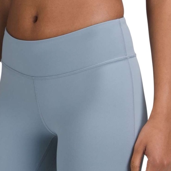 Lululemon Align Low Rise flared in Chamray - Picture 2 of 14